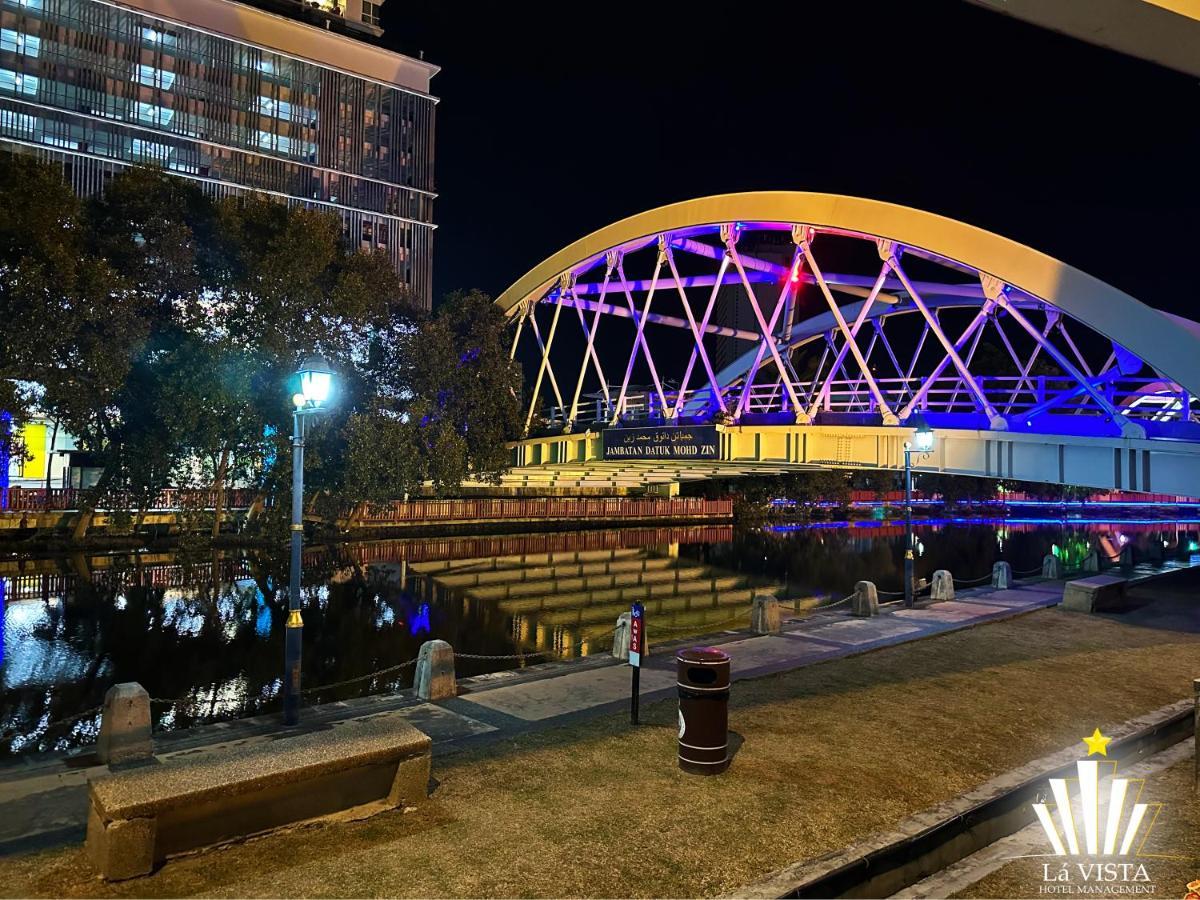 The Shore Hotel & Residences By La Vista Malacca Екстериор снимка