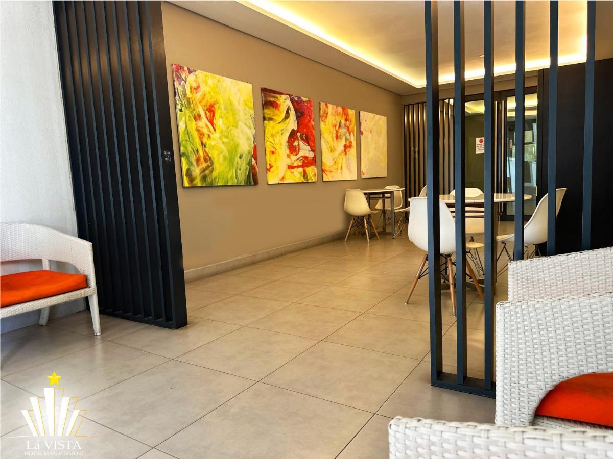 The Shore Hotel & Residences By La Vista Malacca Екстериор снимка