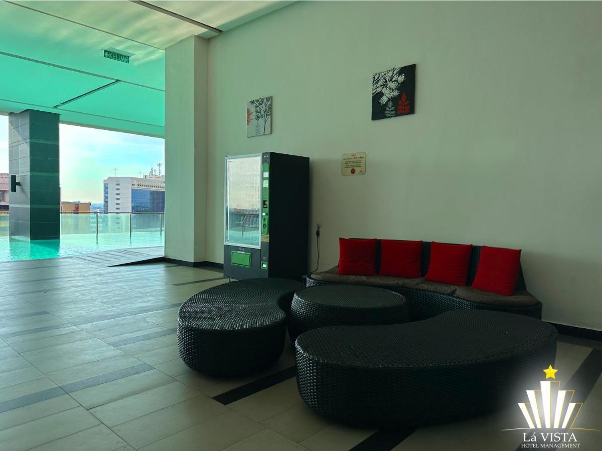 The Shore Hotel & Residences By La Vista Malacca Екстериор снимка