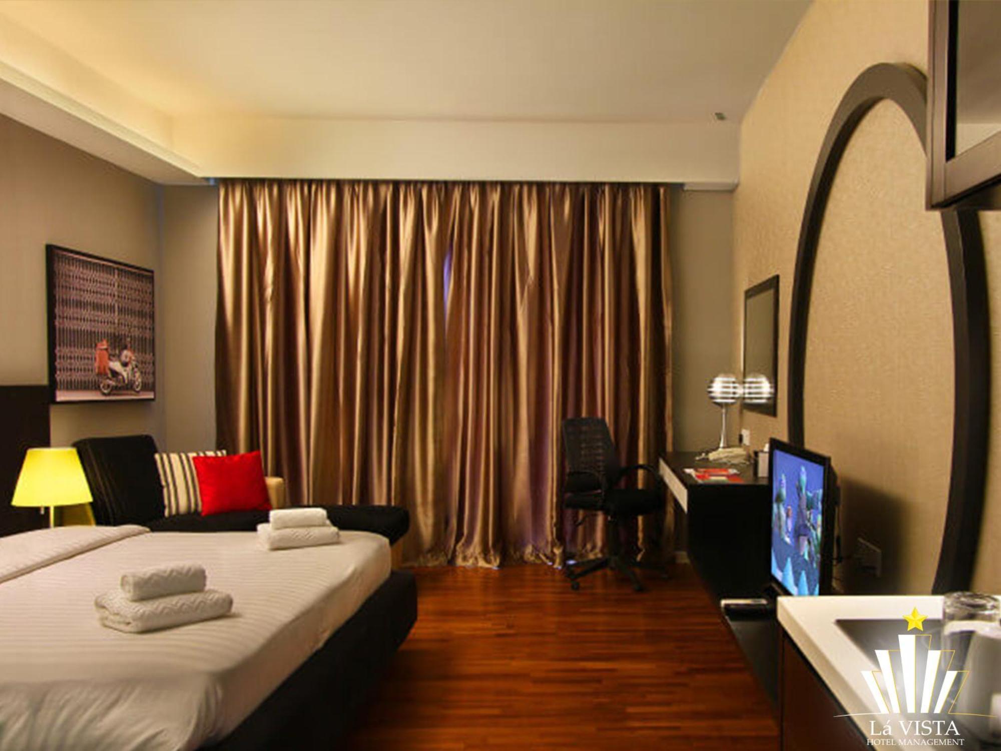 The Shore Hotel & Residences By La Vista Malacca Екстериор снимка