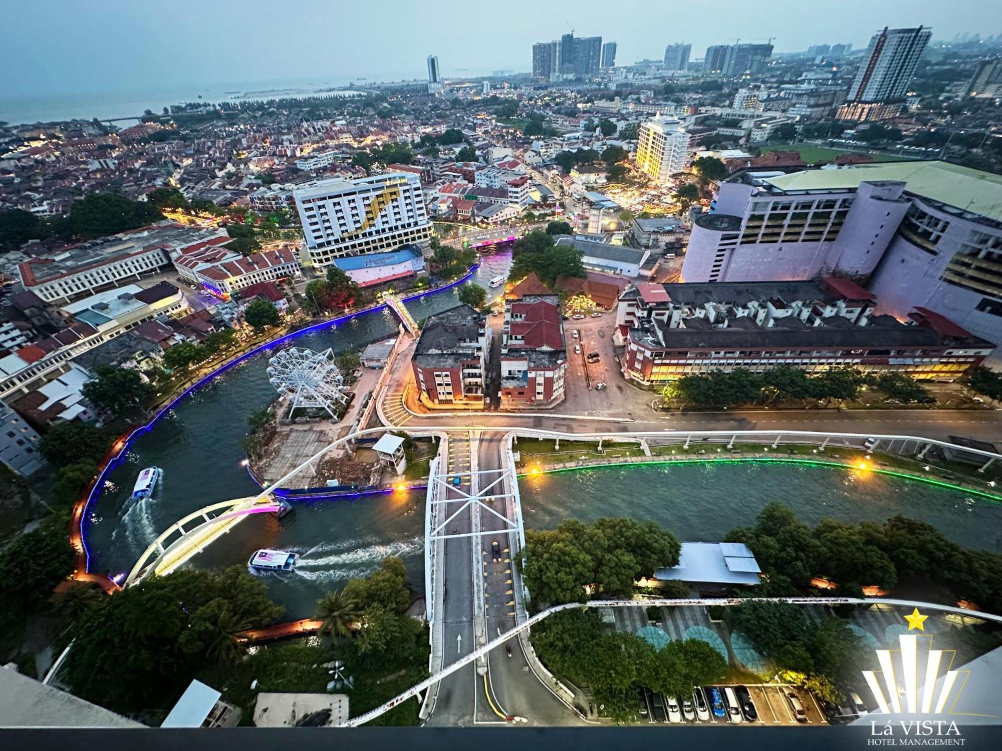 The Shore Hotel & Residences By La Vista Malacca Екстериор снимка