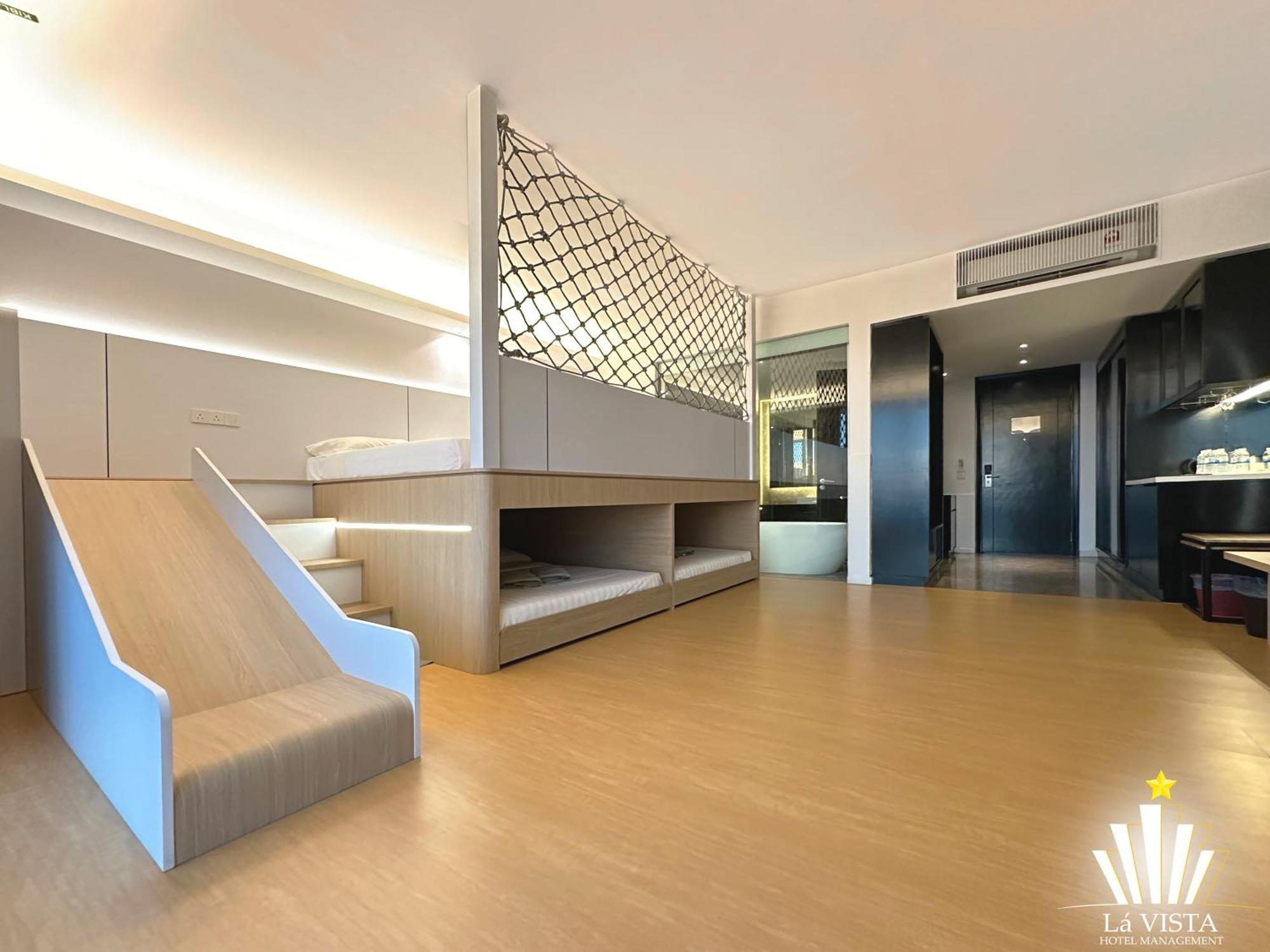 The Shore Hotel & Residences By La Vista Malacca Екстериор снимка