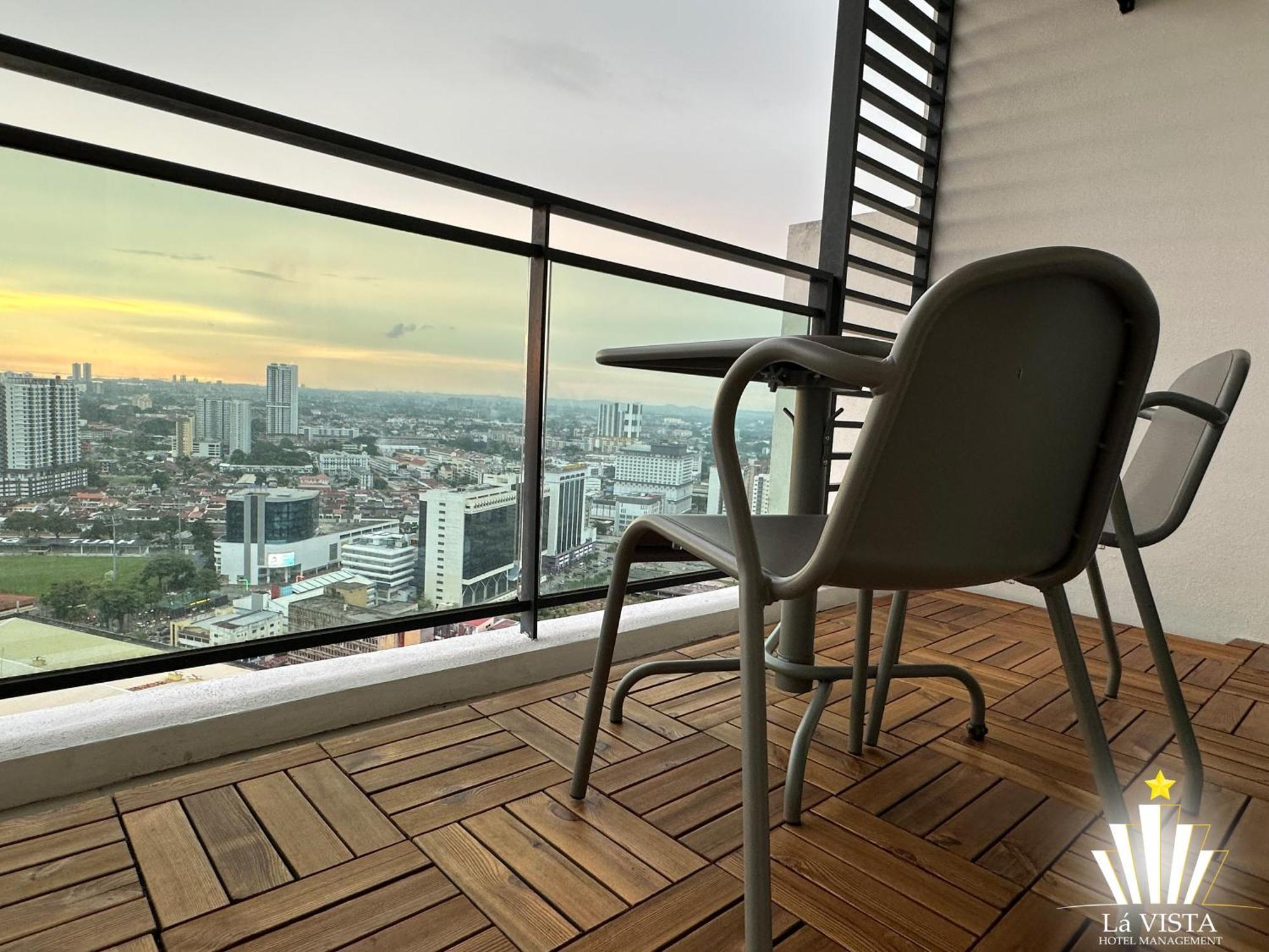 The Shore Hotel & Residences By La Vista Malacca Екстериор снимка