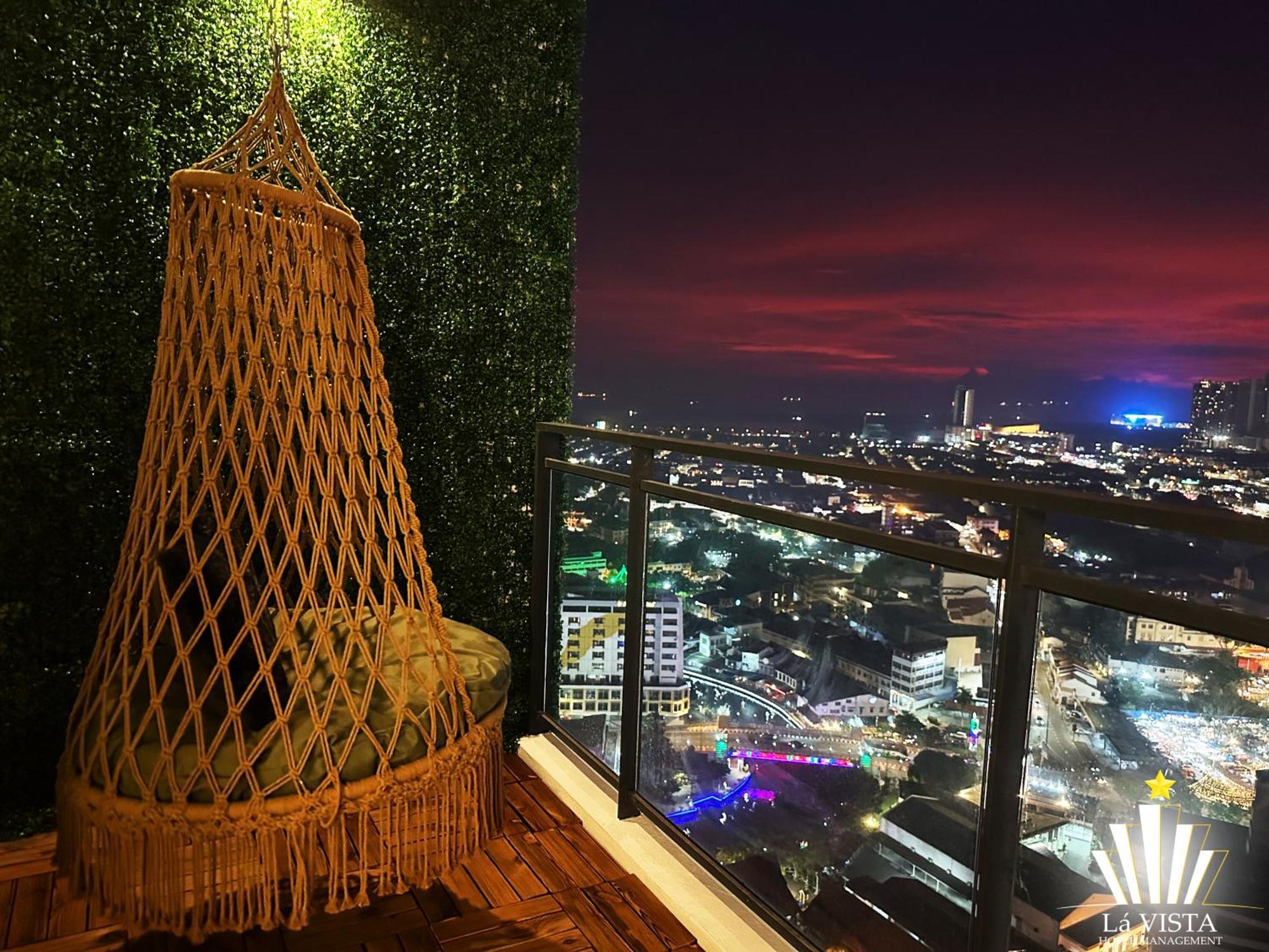 The Shore Hotel & Residences By La Vista Malacca Екстериор снимка